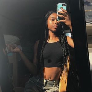 Meet your Posher, Arielle